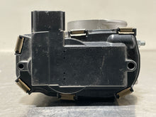 Load image into Gallery viewer, THROTTLE BODY Q50 Q60 2016 16 2017 17 2018 18 2019 19 - NW492036
