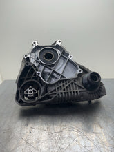 Load image into Gallery viewer, TRANSFER CASE BMW X3 X4 X5 X6 12 13 14 15 16 - NW528621
