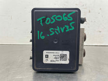 Load image into Gallery viewer, ABS Pump  SILVERADO 3500 PICKUP 2016 - NW528025
