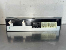Load image into Gallery viewer, Computer  SILVERADO 3500 PICKUP 2016 - NW528096
