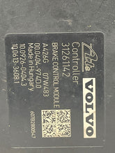 Load image into Gallery viewer, ABS PUMP Volvo V70 S80 2008 08 - NW2934
