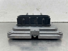 Load image into Gallery viewer, Computer  SILVERADO 3500 PICKUP 2016 - NW528098
