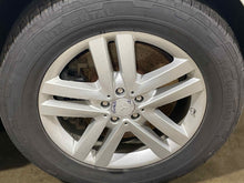 Load image into Gallery viewer, WHEEL RIM Gl350 Gl450 Gl550 GL63 AMG GLS450 GLS550 GLS63 13-19 19x8-1/2 - NW492707
