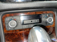 Load image into Gallery viewer, Temperature Controls Volkswagen Touareg 2013 - NW528356

