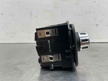 Load image into Gallery viewer, Temperature Controls Volkswagen Touareg 2013 - NW528356
