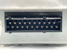 Load image into Gallery viewer, Radio  BMW 545I 2004 - NW7389
