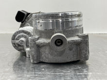 Load image into Gallery viewer, Throttle Body Volkswagen Touareg 2013 - NW528625
