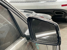 Load image into Gallery viewer, SIDE VIEW DOOR MIRROR C250 C300 C350 C63 2010 10 2011 11 Right - NW528164
