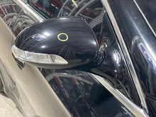 Load image into Gallery viewer, SIDE VIEW DOOR MIRROR CLS500 CLS55 CLS550 CLS63 06 07 08 Right - NW493507
