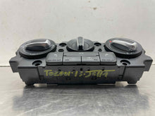 Load image into Gallery viewer, FRONT TEMPERATURE CONTROLS Volkswagen Jetta 11 12 13 14  Manual - NW493934
