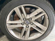 Load image into Gallery viewer, WHEEL RIM S60 V60 14 15 16 17x8 ALLOY - NW529388
