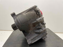Load image into Gallery viewer, [INVENTORYCAR_YEAR_MAKE_MODEL] TRANSFER CASE - NW529294
