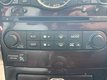 Load image into Gallery viewer, REAR TEMPERATURE CONTROLS EX35 EX37 QX50 10 11 12 13 14 15 - NW529088
