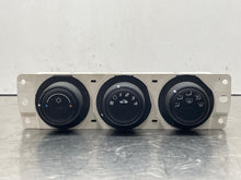 Load image into Gallery viewer, TEMPERATURE CONTROLS Pontiac Solstice 06 07 08 09 10 - NW529086
