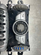 Load image into Gallery viewer, Temperature Controls  MINI COOPER 2009 - NW356743
