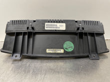 Load image into Gallery viewer, Speedometer Cluster Dodge Durango 2006 - NW158767
