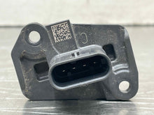 Load image into Gallery viewer, Mass Air Flow Sensor Meter MAF 228I 330i 530i 540i 740i 18-20 - NW494700
