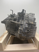 Load image into Gallery viewer, AUTOMATIC TRANSMISSION Toyota Camry 2010 10 2011 11 - NW495594

