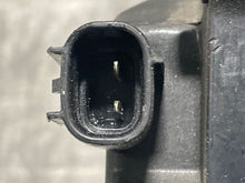 Load image into Gallery viewer, THROTTLE BODY LS430 SC430 GS430 01 02 03 04 05 - NW357060
