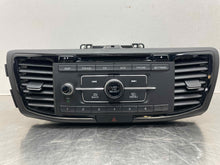 Load image into Gallery viewer, Radio Honda Accord 2016 - NW529931
