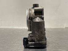 Load image into Gallery viewer, THROTTLE BODY Porsche Cayenne 2004 04 2005 05 2006 06 - NW357061
