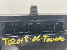 Load image into Gallery viewer, FRONT TEMPERATURE CONTROLS Volkswagen Touareg 2005 05 2006 06  Automatic - NW495414
