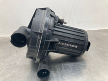 Load image into Gallery viewer, AIR INJECTION PUMP SMOG Cayenne 2004 04 2005 05 2006 06 - NW356389
