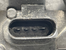 Load image into Gallery viewer, OUTER TAIL LIGHT LAMP Touareg 2004 04 2005 05 2006 06 Left - NW495590
