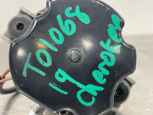 Load image into Gallery viewer, Vacuum Pump Jeep Cherokee 2019 - NW496154

