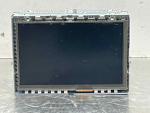 Load image into Gallery viewer, Info-Gps Screen Land Rover LR4 2016 - NW495965
