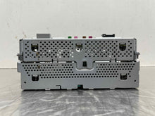 Load image into Gallery viewer, Info-Gps Screen Land Rover LR4 2016 - NW495965
