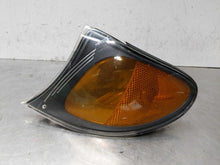 Load image into Gallery viewer, Parklamp BMW 325i 320i 330i 2002 02 2003 03 04 05 Right - NW356676
