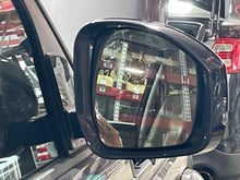 Load image into Gallery viewer, Side View Door Mirror Land Rover LR4 2016 - NW495845
