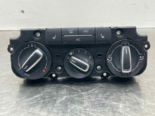 Load image into Gallery viewer, TEMPERATURE CONTROLS Volkswagen Beetle 12 13 14 15 16 - NW529091
