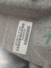 Load image into Gallery viewer, TRANSFER CASE LR4 Range Rover Sport 2014 14 2015 15 2016 16 - NW496125
