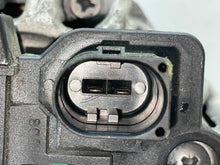 Load image into Gallery viewer, ALTERNATOR Beetle Jetta 2005 05 2006 06 2007 07 2008 08 - NW528770

