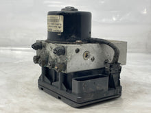 Load image into Gallery viewer, ABS PUMP Volvo V70 S70 1999 99 00 01 02 03 04 - NW356367
