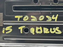 Load image into Gallery viewer, RADIO CONTROL Ford Taurus 2014 14 2015 15 2016 16 - NW496041
