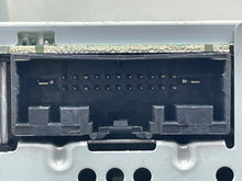 Load image into Gallery viewer, RADIO Ford Taurus 2013 13 2014 14 2015 15 - NW496043
