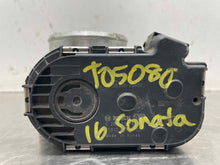 Load image into Gallery viewer, THROTTLE BODY Santa Fe Sonata Sonata Hybrid Tucson Optima Sorento 15-20 - NW530033

