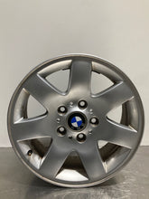 Load image into Gallery viewer, WHEEL BMW 320i 323i 325i 330i 99 00 01 02 03 04 05 06 - NW357799
