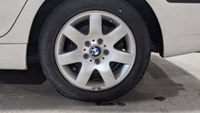 Load image into Gallery viewer, WHEEL BMW 320i 323i 325i 330i 99 00 01 02 03 04 05 06 - NW357800
