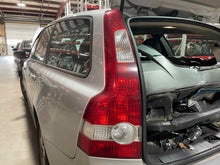 Load image into Gallery viewer, TAIL LIGHT LAMP ASSEMBLY Volvo V50 2005 05 2006 06 2007 07 Left - NW496563
