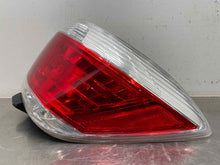 Load image into Gallery viewer, TAIL LIGHT LAMP ASSEMBLY Highlander 2011 11 2012 12 2013 13 Right - NW530050
