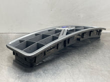 Load image into Gallery viewer, GRILL Volvo V70 S70 98 99 00 01 02 03 04 - NW357570
