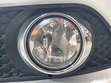 Load image into Gallery viewer, FOG LAMP LIGHT B200 C230 C250 C300 C350 C63 06-13 Bumper Mounted Left - NW499099
