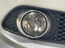 Load image into Gallery viewer, FOG LAMP LIGHT B200 C230 C250 C300 C350 C63 06-13 Bumper Mounted Right - NW499100
