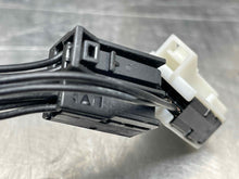 Load image into Gallery viewer, SIDE VIEW MIRROR C230 C300 C350 C63 2008 08 Right - NW499017

