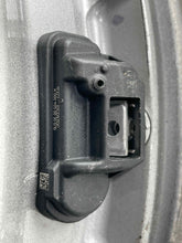 Load image into Gallery viewer, WHEEL RIM C250 C300 C350 C43 C63 15-18 17x7 17x7, 5 lug, 112mm - NW530630
