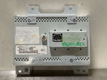 Load image into Gallery viewer, Info-Gps Screen Lincoln MKZ 2012 - NW357590
